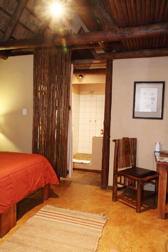 Xaus Lodge Twee Rivieren Zewnętrze zdjęcie