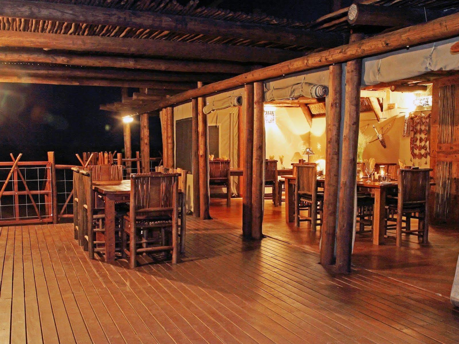 Xaus Lodge Twee Rivieren Zewnętrze zdjęcie